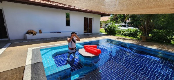 14일 숙소 수영-스쿠버다이빙장비.jpg